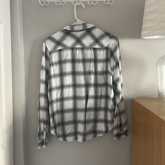 Universal Thread Flannel - Picture 4 of 6